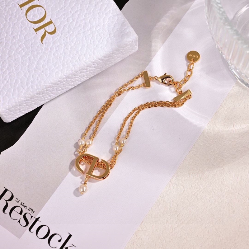 chr1st1an D10r necklaces